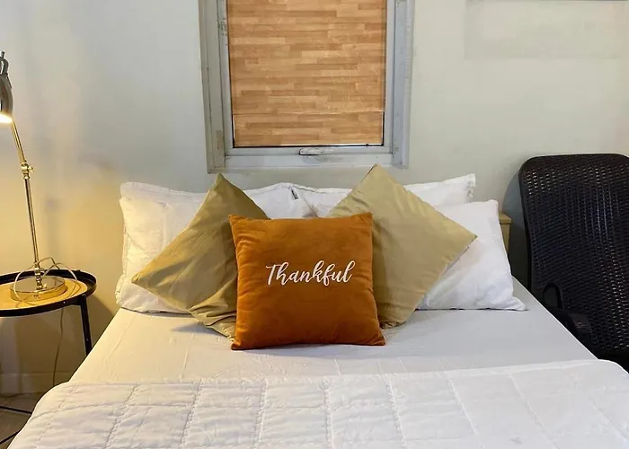South Of Market Private Residences Nr Sm Aura Bgc * مانيلا