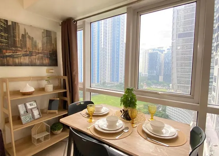 South Of Market Private Residences Nr Sm Aura Bgc مانيلا